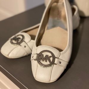 Michael Kors Flats.
